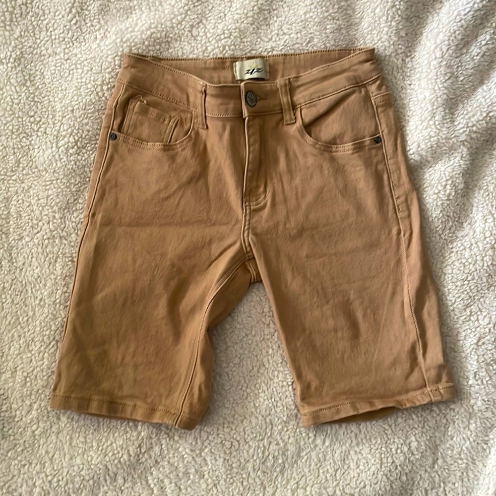 Ziz denim  slim fit stretch jean shorts